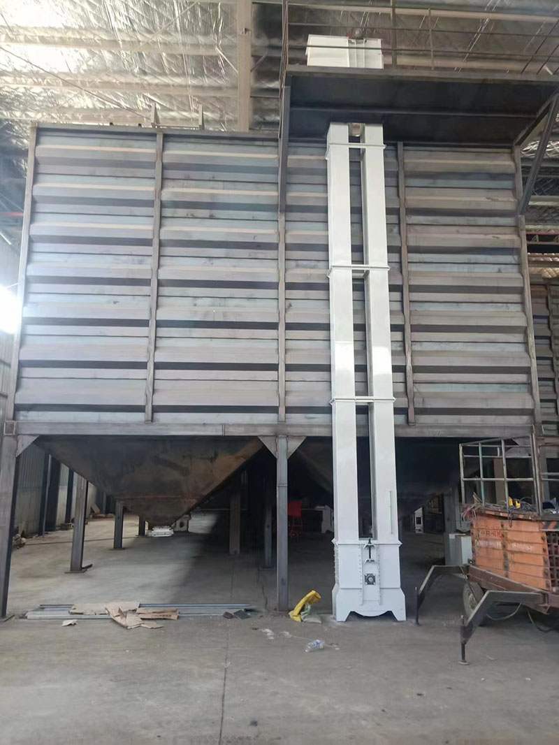 榮順祥焊接糧食鋼板倉糧食加工雜糧儲存?zhèn)}堅固耐用造價低