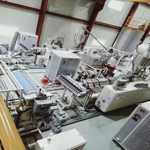 PVC人造革生產線機械設備